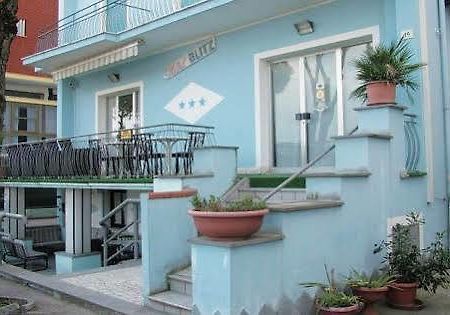 Blitz Hotel Rimini Eksteriør billede